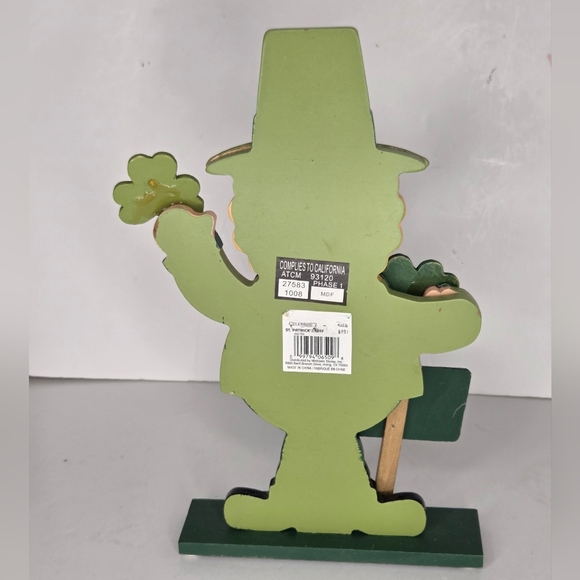 Wooden Leprechaun St. Patrick's Day Tabletop Decor Kiss Me I'm Irish - Picture 2 of 8